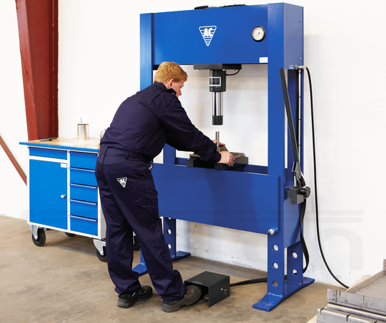 Boost Garage Productivity with Hydraulic Press Precision Tagged HG-50 -  STANDARD Direct