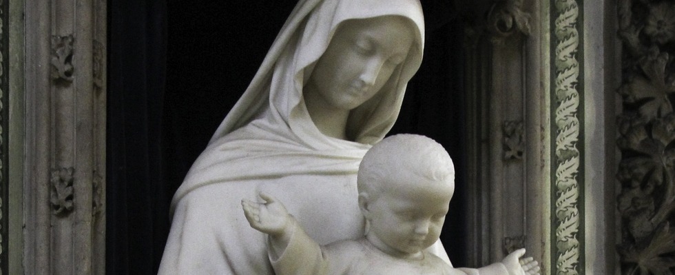 Our Lady in the Teaching of Pope Benedict XVI