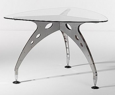 Seating & Tables