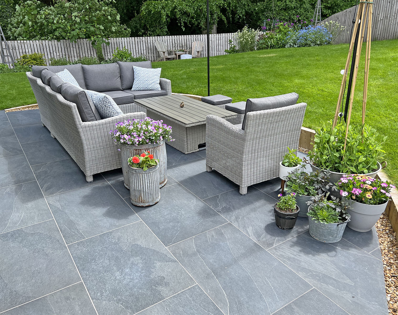 DO PORCELAIN PAVERS NEED TO BE SEALED?