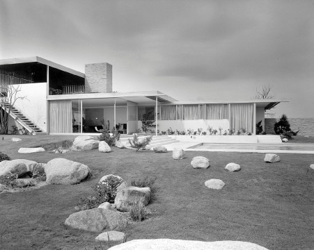 04 Kaufmann Desert House photo Julius Shulman