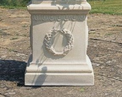 Buckingham Pedestal