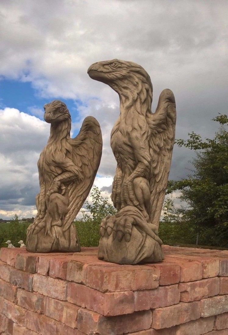 Gryphon Pair Tor Stone Ltd