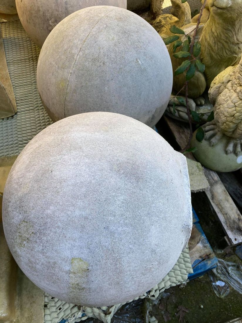 2 x Stone Balls 40cm Tor Stone Ltd