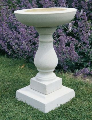 Symphony Bird Bath