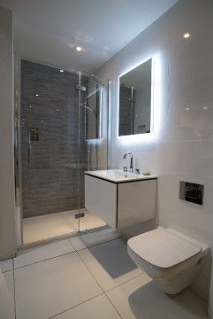 Bathroom - Mayflower
